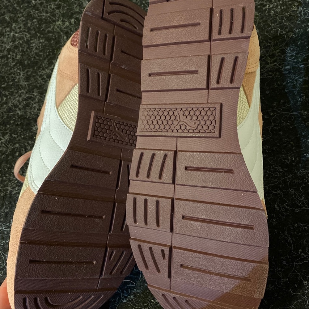 NEW Puma Sneakers soft optimal comfort uS 5.5C EuR 37.5 /shoes / Gym No Box Pink - Picture 7 of 8